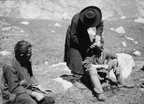 Горский парикмахер и самая модная стрижка в 1932 году. 02