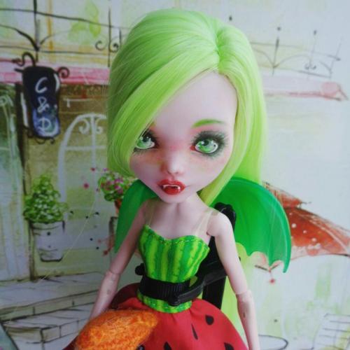 Продажа. Ещё пара девочек в продажу: 04