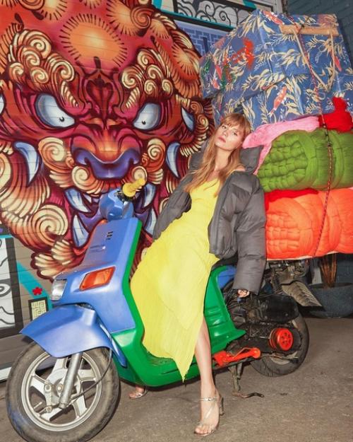 Неузнаваемая Кристина асмус про развод пошутила. 02