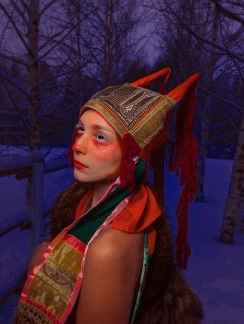 Кичка - древнерусский женский головной убор с рогами. 01