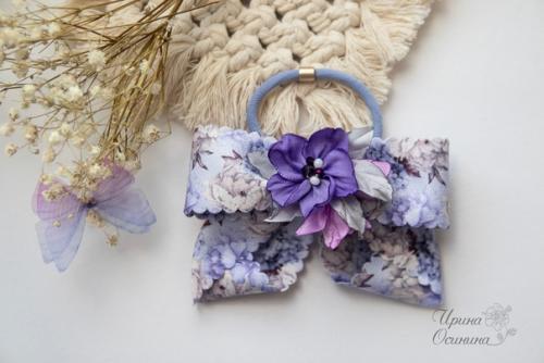 Я не удержалась показать, как банты смотрятся в прическе. 01