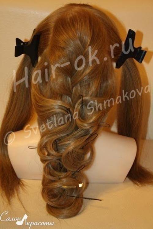 Красивая прическа из завитков? 06