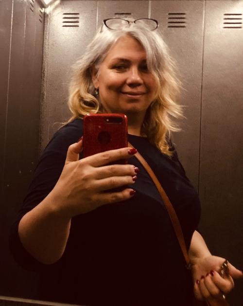 В последнее время много комплиментов про седину словила. 05 В последнее время много комплиментов про седину словила. 05