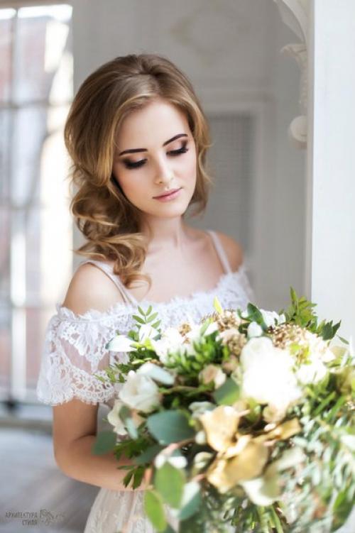 Визажист, мастер по причёскам. 03 Визажист, мастер по причёскам. 03