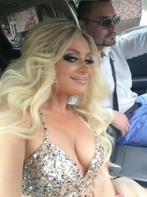 Друзья!  Я думаю, что фото с телефона у меня тоже ничего выходят, хотя я не люблю когда фото не в качестве (привычка! 05