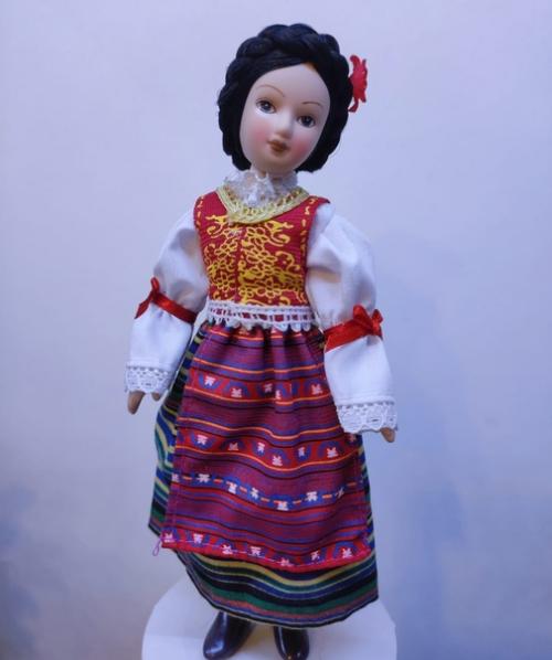 70 барышня в сербском праздничном костюме. 01 70 барышня в сербском праздничном костюме. 01