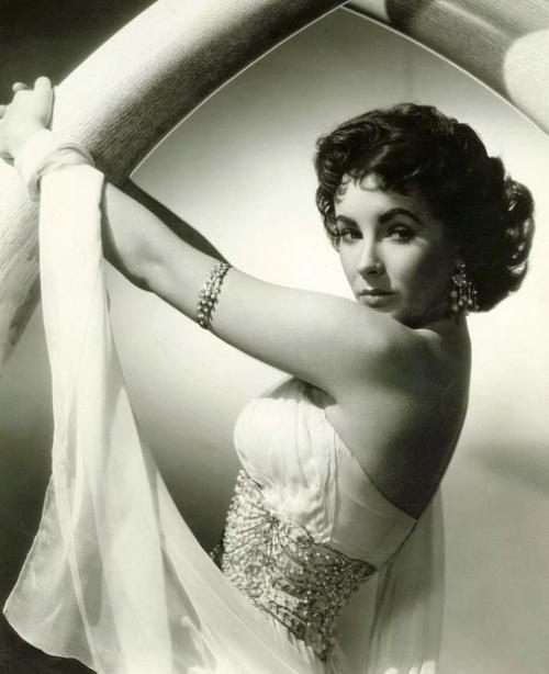 Голливудский стиль одежды. 02 Голливудский стиль одежды. 02