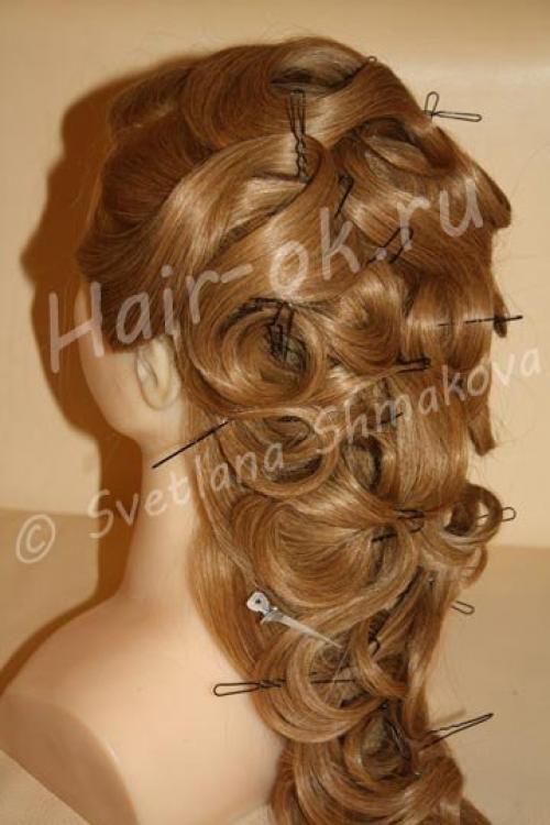 Красивая прическа из завитков? 09
