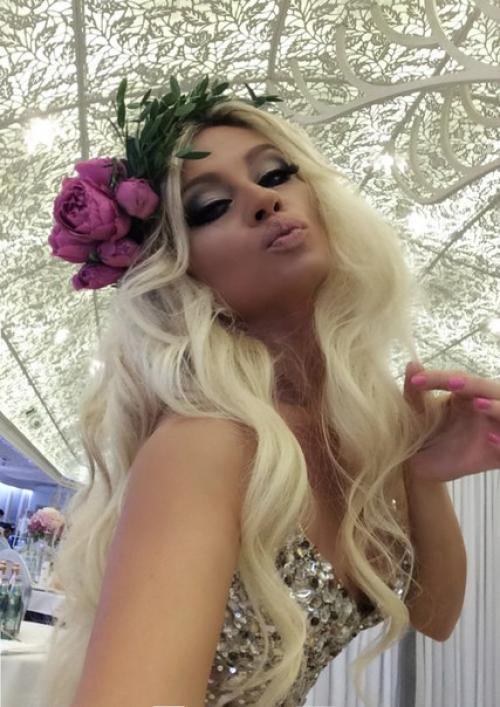 Друзья!  Я думаю, что фото с телефона у меня тоже ничего выходят, хотя я не люблю когда фото не в качестве (привычка! 01