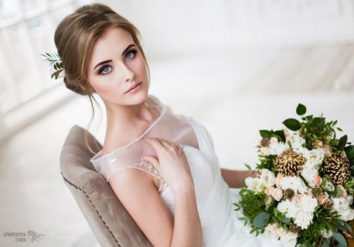 Визажист, мастер по причёскам. 01 Визажист, мастер по причёскам. 01