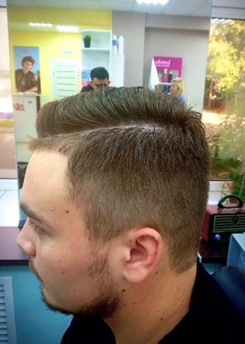 Мужская стрижка 2018-2019 года - это опрятность, мужественность, естественность и ухоженность. 01