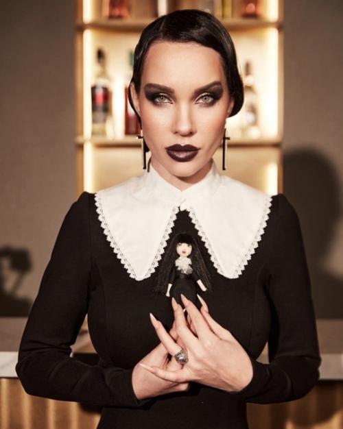 Финалистка Битвы Экстрасенсов Ольга Якубович себе узкую талию сделала. 01