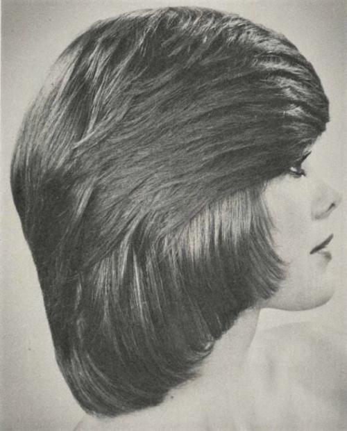 История причесок. Видал сассун совершил революцию в парикмахерском искусстве в 1960-х годах, предложив новый подход к женским стрижкам. 01