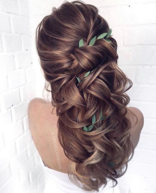 Выбери свадебную прическу, которая нравится больше. 05