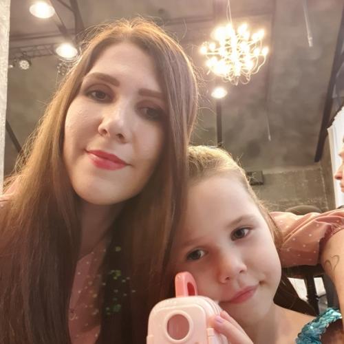 Выбрались всей семьёй на замечательную свадьбу. 03