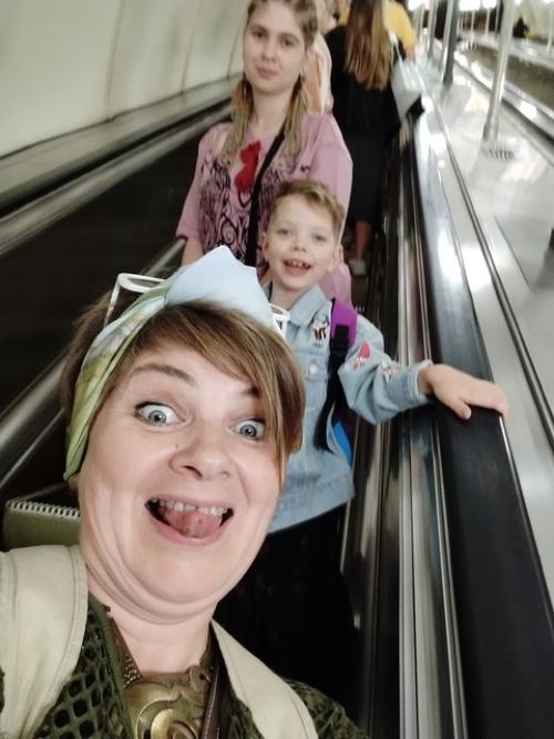 * Утреннее питерское.  Щёчки нежнее сливок. 08