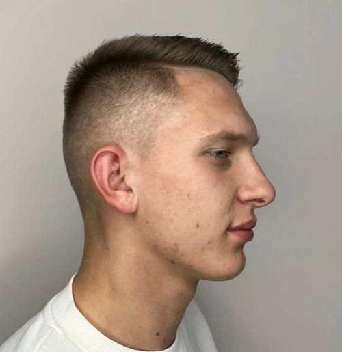 Настоящий мужчина должен быть наделен интеллектом, силой и благородством. 01