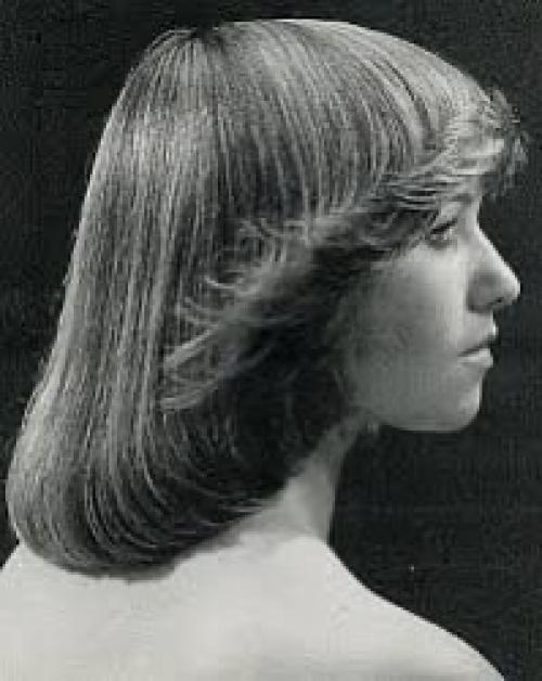 История причесок. Видал сассун совершил революцию в парикмахерском искусстве в 1960-х годах, предложив новый подход к женским стрижкам. 02