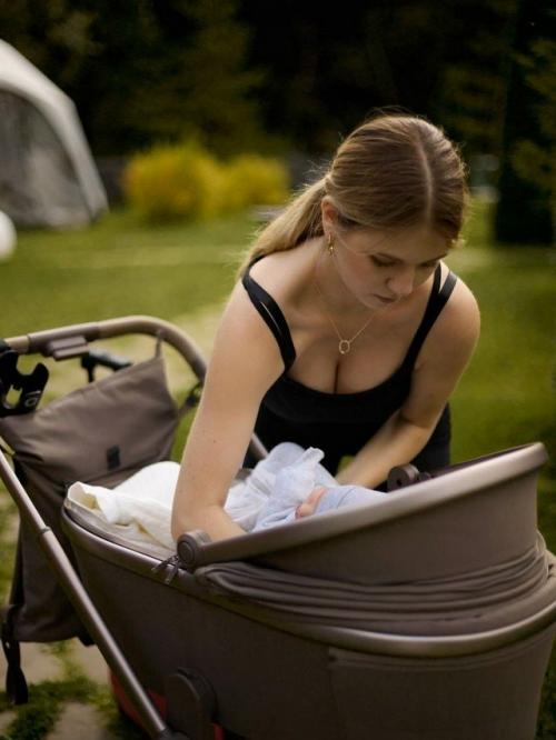 Саша Трусова показала сына Мишу, которому исполнился 1 месяц. 02