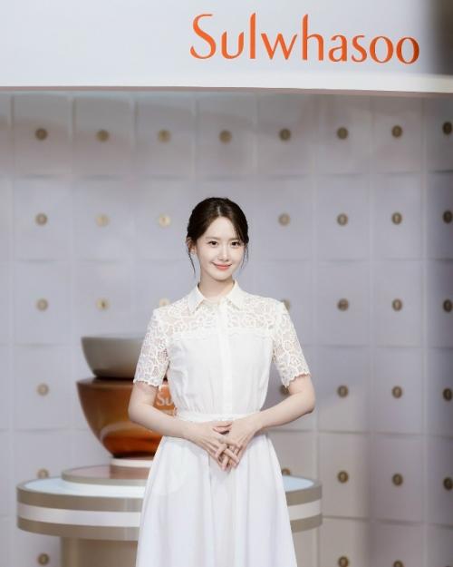 Почему фанаты юны не возмущаются, увидев её недавние причёску и макияж? 04