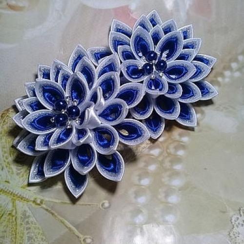 Аксессуары сделанные из цветных отрезков лент, называют канзаши. 03