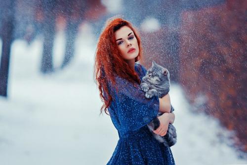 Внимание?  Наконец - то и в наш город пришла снежная королева, которая украсила всё вокруг. 02