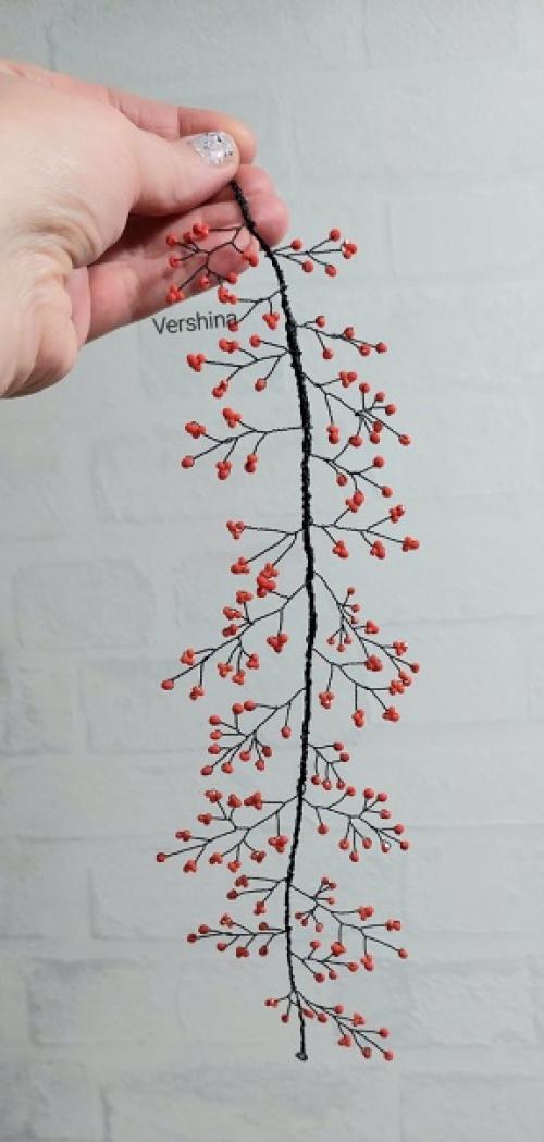 Такое простое украшение может так преобразиться на шикарной девушке! 02