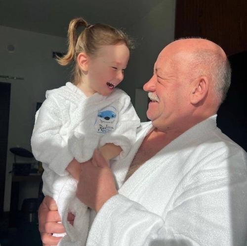 Необоснованный хейт свалился на популярного блогера иду Галич. 01