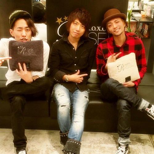 13 марта.  Коки: сегодня мы собрались вместе для встречи, и для обновления официального сайта. 08