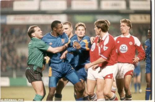 Мы Должны Оставаться Спецназомбританские бульдоги - быть стойкими и сильными, если нужно будет дать кому-нибудь под зад. 01 Мы Должны Оставаться Спецназомбританские бульдоги - быть стойкими и сильными, если нужно будет дать кому-нибудь под зад. 01