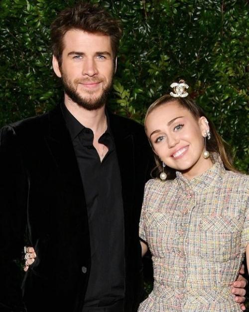 Я дала интервью Vanity Fair, когда только вышла замуж и была очень счастлива. 04