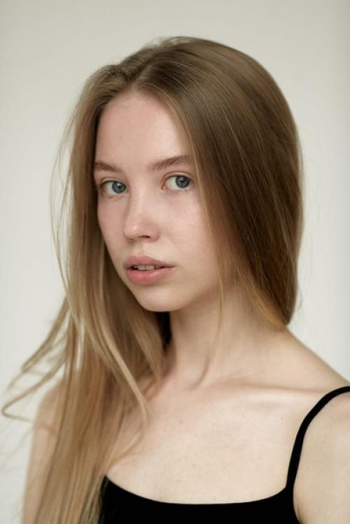 Фотографа. Для для творческой съёмки.  очень необычная идея, хотелось бы отснять пока остались тёплые деньки. 01