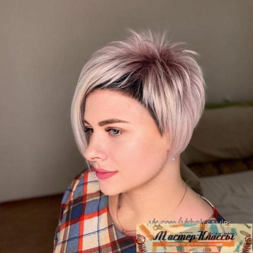 Moдная cтpижка и пpичecка 2021 - пикси с удлиненной чёлкой. 01