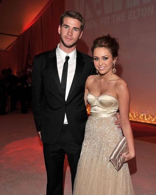 Я дала интервью Vanity Fair, когда только вышла замуж и была очень счастлива. 07