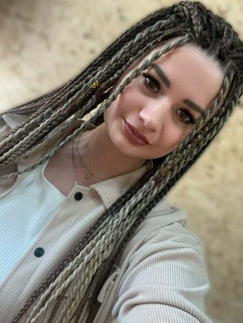 Прическа способна влиять не только на внешний облик, но и на внутреннее состояние. 03