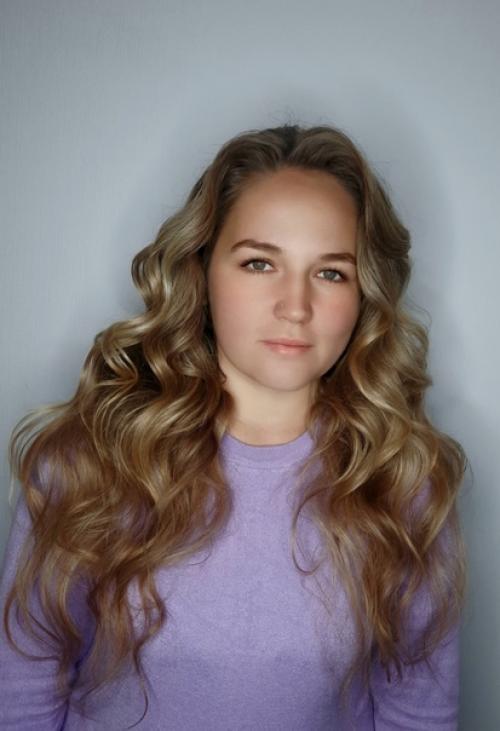 Синди Кроуфорд, икона стиля - именно её прическа стала модной в 2023 г. 01