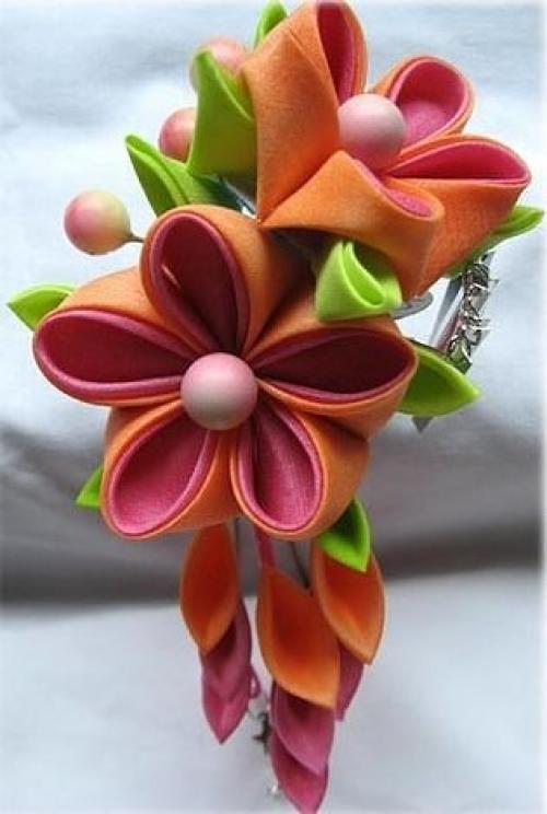 Цветы канзаши.  Канзаши - украшение для волос, используемое в традиционных японских прическах. 02