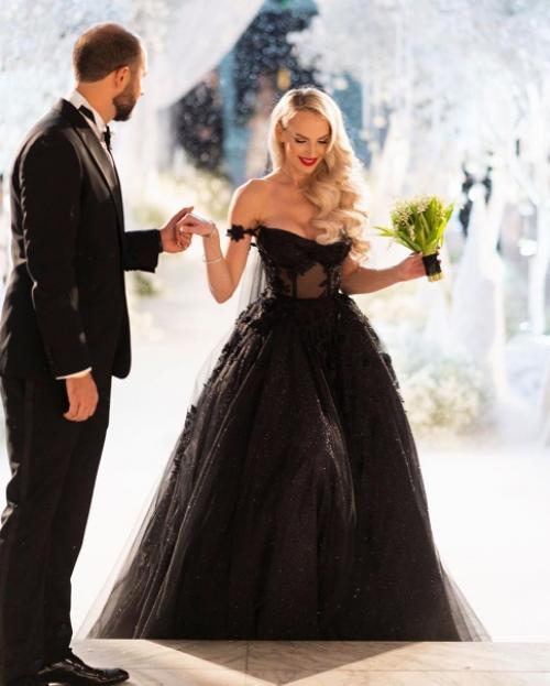 Как вам такое решение для проведения свадьбы? 03