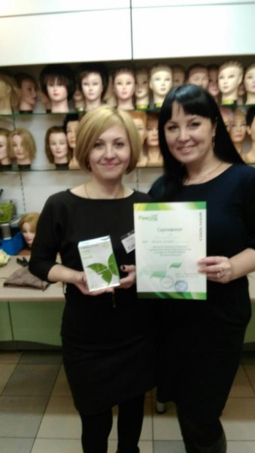 Ищу подработку, работаю 2/2 женским мастером. 01