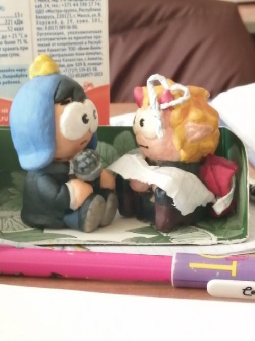 Ааа, смотрите. Смотрите кого мне Кариночка сделала. 03