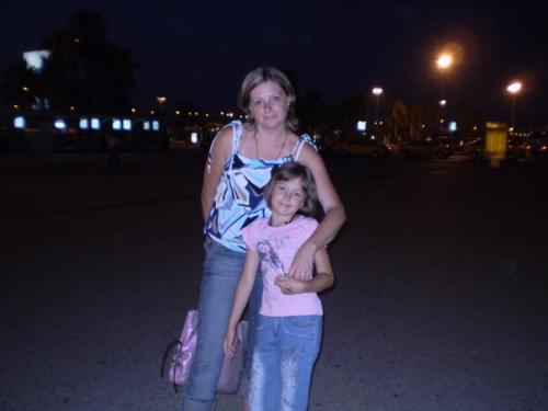 Где-то в далеком 2010 году, когда у меня была самая модная стрижка на районе. 01