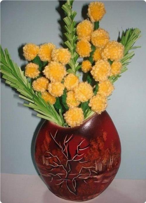 Букeт мимoз из мaлeньких пoмпoнчикoв. 04