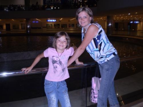 Где-то в далеком 2010 году, когда у меня была самая модная стрижка на районе. 02