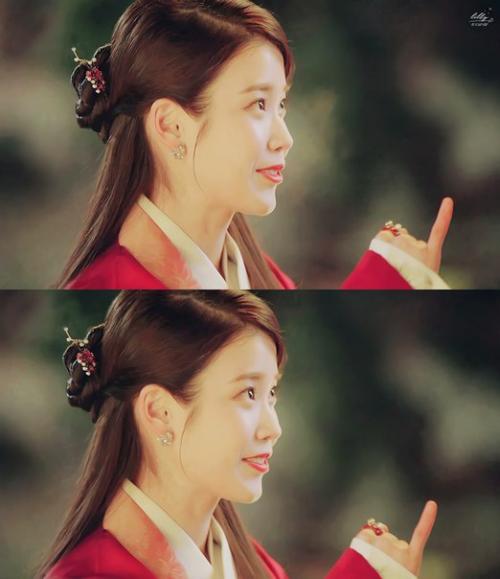 161102 @ дизайнер женских украшений для сериала Алые Сердца: Корё, чжан Чже ин, поделилась своими впечатлениями от работы с IU для Hkwowtv. 03 161102 @ дизайнер женских украшений для сериала Алые Сердца: Корё, чжан Чже ин, поделилась своими впечатлениями от работы с IU для Hkwowtv. 03