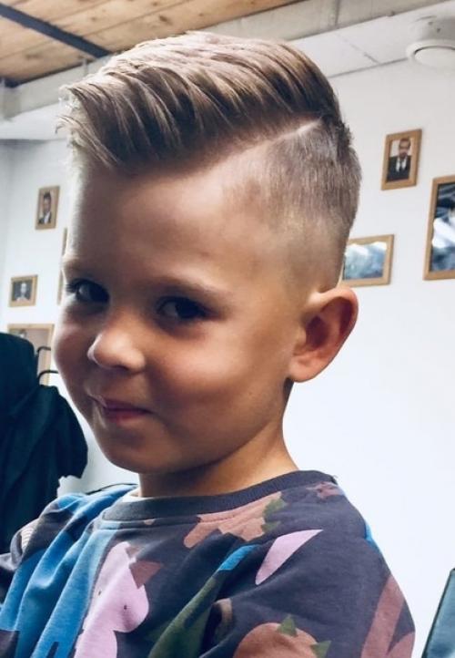 Современный мальчик стремится выглядеть не только аккуратно, но и модно. 01