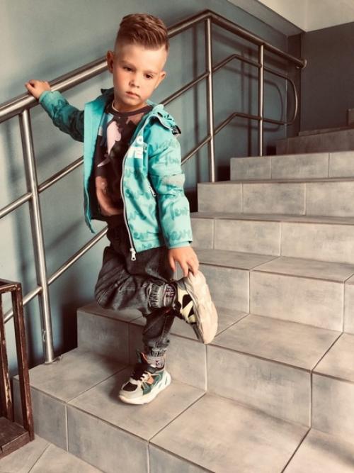 Современный мальчик стремится выглядеть не только аккуратно, но и модно. 03