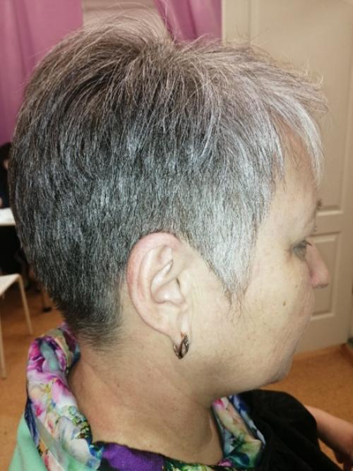 Короткие стрижки - это удобно, модно и практично. 01