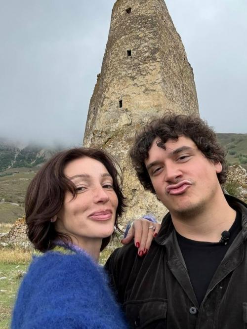 Настя ивлеева впервые показала фото с регистрации брака. 01