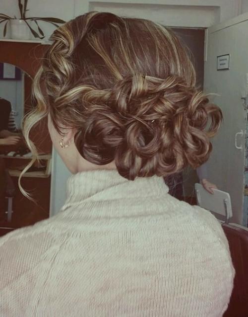 - Женские, мужские, детские стрижки. 01