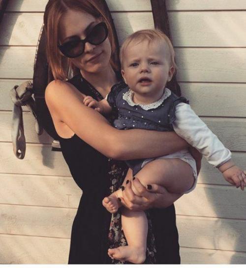 Звезда Битвы Экстрасенсов Мэрилин керро показала фото с подросшими сыном и дочкой. 02